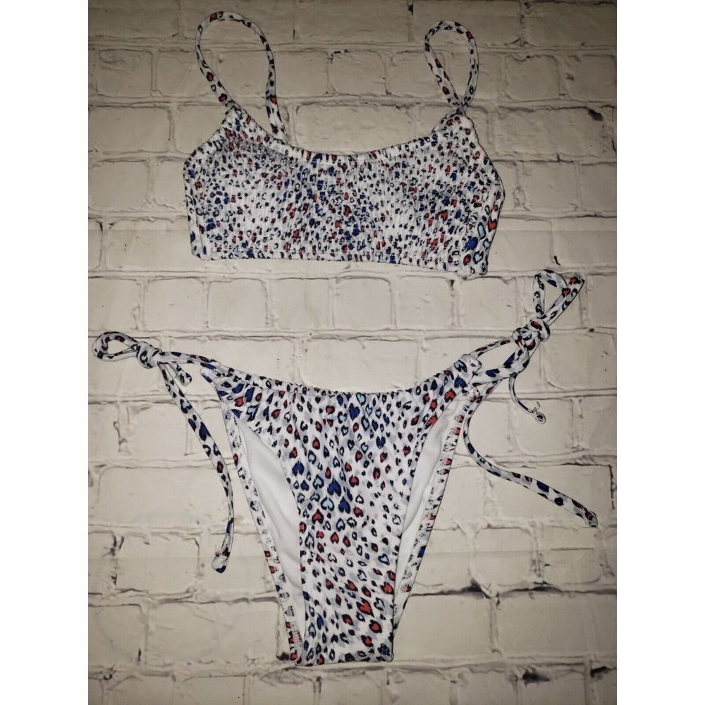 𝅺Xhilaration Jr's XS Smocked Bikini Top & String Bikini Bottoms 2pc Set Hearts
